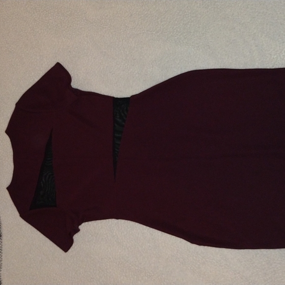 Express Burgundy Dress. Size 10 - Picture 2 of 6